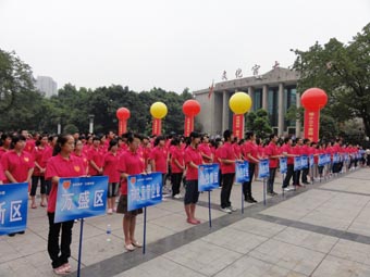 贫困家庭年收入_贫困家庭人均年收入