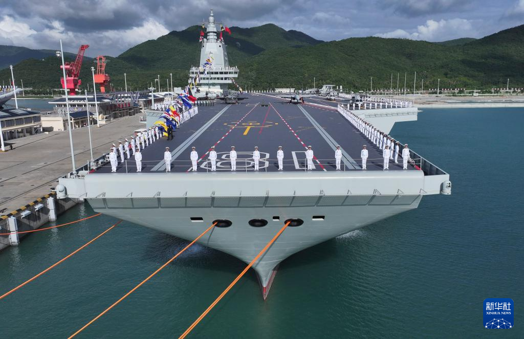我和我的海军——写在人民海军成立77周年之际